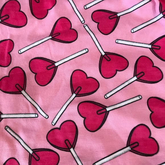 🆕 Valentines Hotel Doggy Dog Onesie Pink Heart Sucker All Over Print PJs - Picture 5 of 12